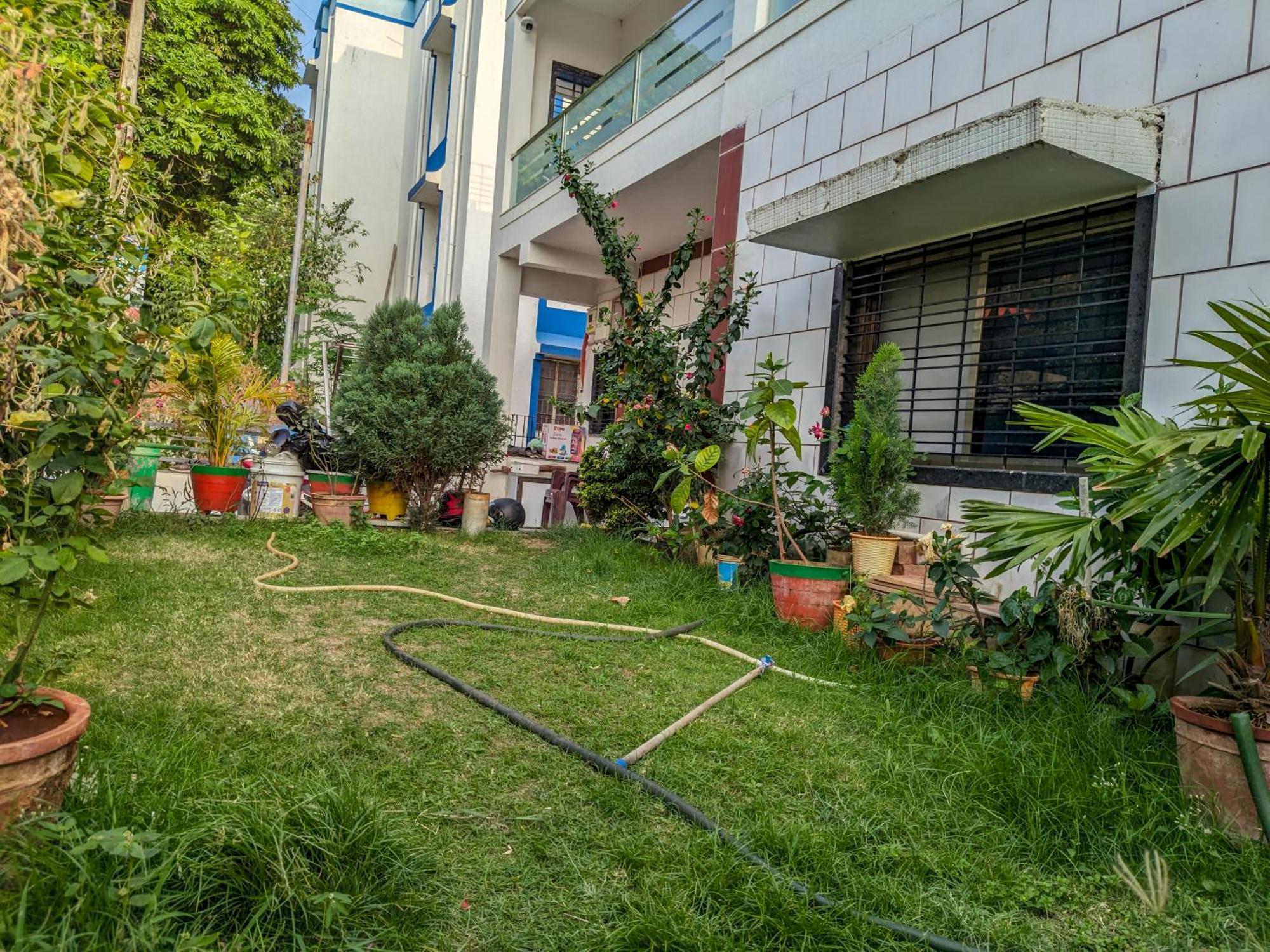 Samrat Homestay Garudeshwar Exterior photo